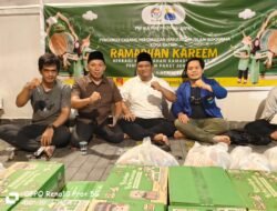Ramadhan, Alumni dan Anggota PMII Salurkan Paket Sembako ke Masyarakat Batam