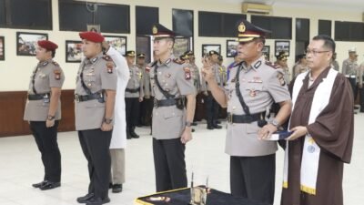 Kapolsek Batu Ampar Terima Penghargaan Polsek Terbaik Periode Maret 2024