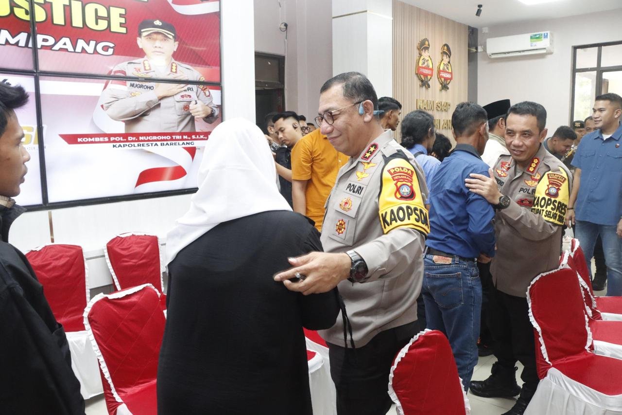 Kapolda Kepri Irjen. Pol. Drs. Yan Fitri Halimansyah, M.H