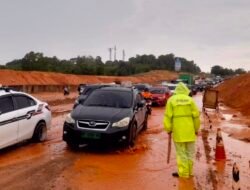 Aksi Tanggap Cepat Ditlantas Polda Kepri di Bundaran Kabil