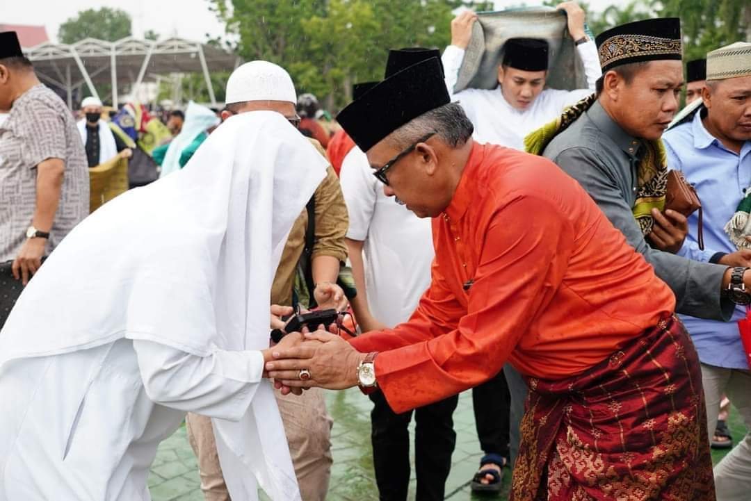 H Jefridin, bersama keluarga turut merayakan Hari Raya Iduladha 1445 Hijriah