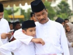 HMR & Marlin Salat Iduladha di Masjid Sultan dan Serahkan Enam Sapi Kurban