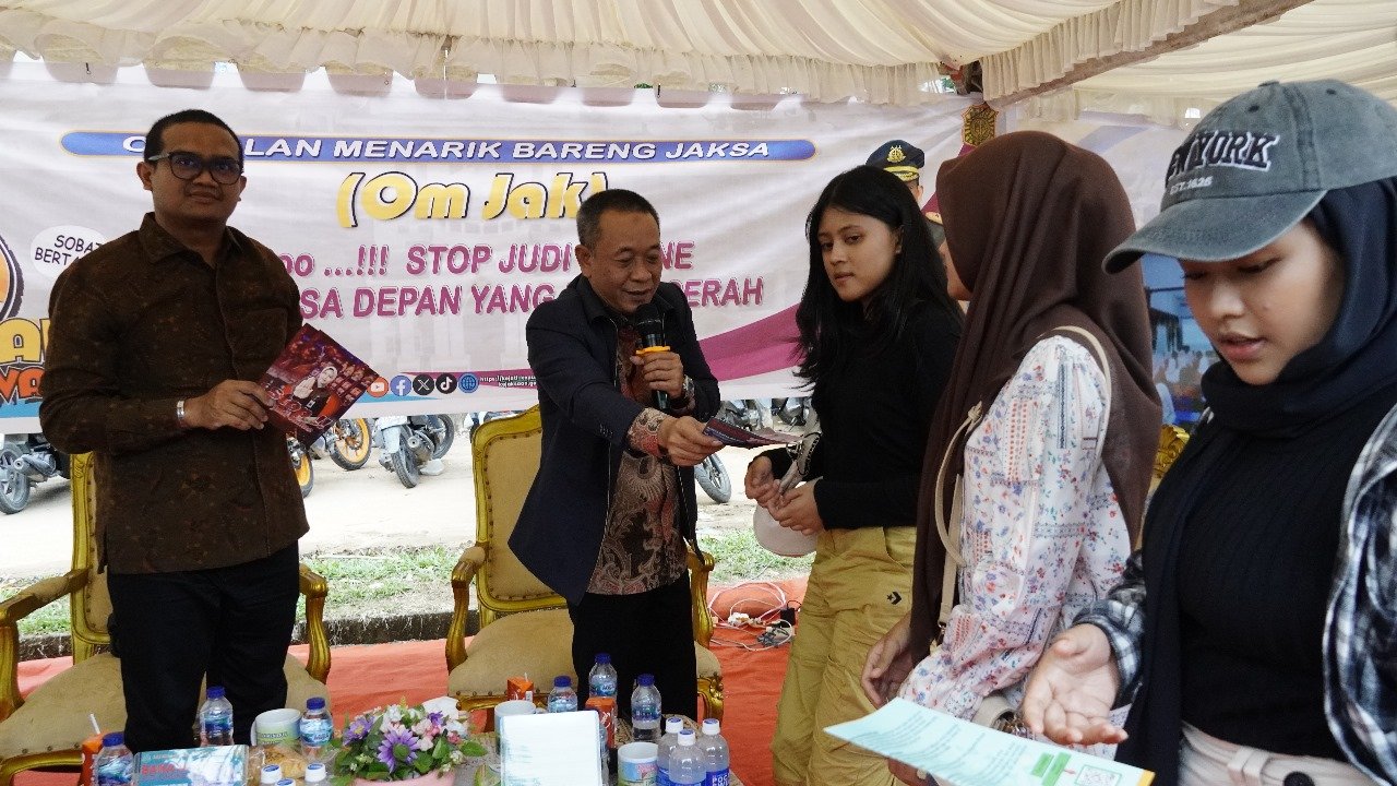 sosialisasi penggunaan Aplikasi Hukum Sinar Kepri