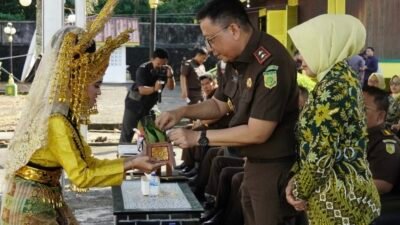 Kepala Kejaksaan Tinggi Kepulauan Riau Teguh Subroto, S.H., M.H