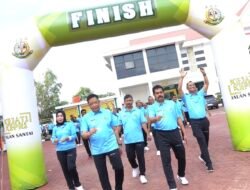 Kejati Kepri Gelar Gerak Jalan Santai dan Lomba Senam Kreasi