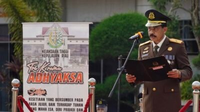 WAKAJATI KEPRI PIMPIN UPACARA PERINGATAN HARI KEMERDEKAAN REPUBLIK INDONESIA KE-79 TAHUN 2024