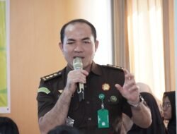 TIM JMS KEJAKSAAN TINGGI KEPULAUAN RIAU HADIR DI SMAN 1 DAN SMAN 8 KOTA BATAM