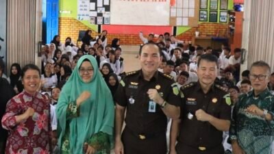 TIM JMS KEJAKSAAN TINGGI KEPULAUAN RIAU HADIR DI SMAN 1 DAN SMKN 1 BINTAN UTARA