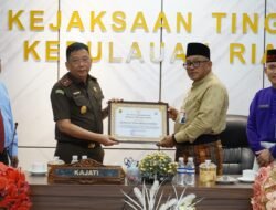 Kejati Kepri Terima Penghargaan atas Dukungan Tata Kelola Pemerintahan Kota Tannjungpinang