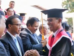 Wisuda Gelar Doktor, Amsakar Ungkap Hal Mengharukan