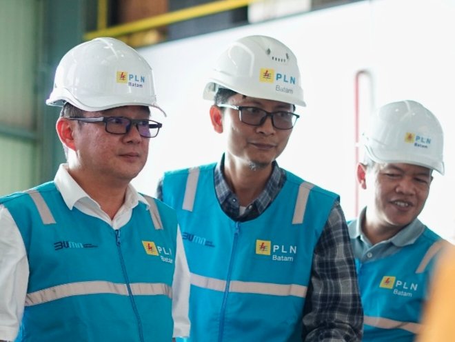 Direktur Utama PT PLN Batam