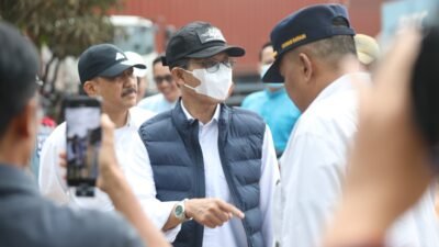 Kepala BP Batam Tertibkan Chassis Kontainer di Bahu Jalan Batu Ampar