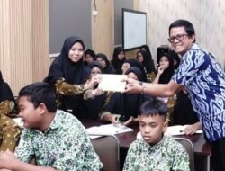Bangun Kesadaran Hukum Pelajar MTsN 1 Batam, Kejari Kepri Sosialisasikan tentang Bahaya Napza, Bullying dan Cerdas Bermedsos.