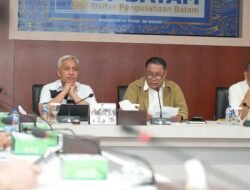 BP Batam Menunda Pemberlakuan Penyesuaian Tarif Layanan Peti Kemas di Pelabuhan
